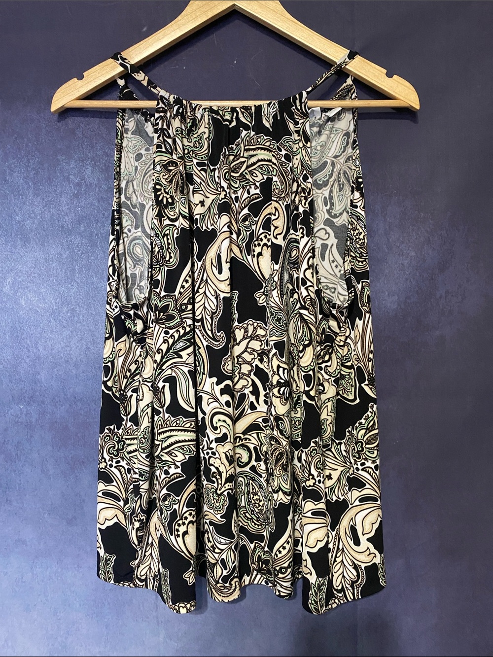 New York & Company Black and Cream Paisley Tank Top
